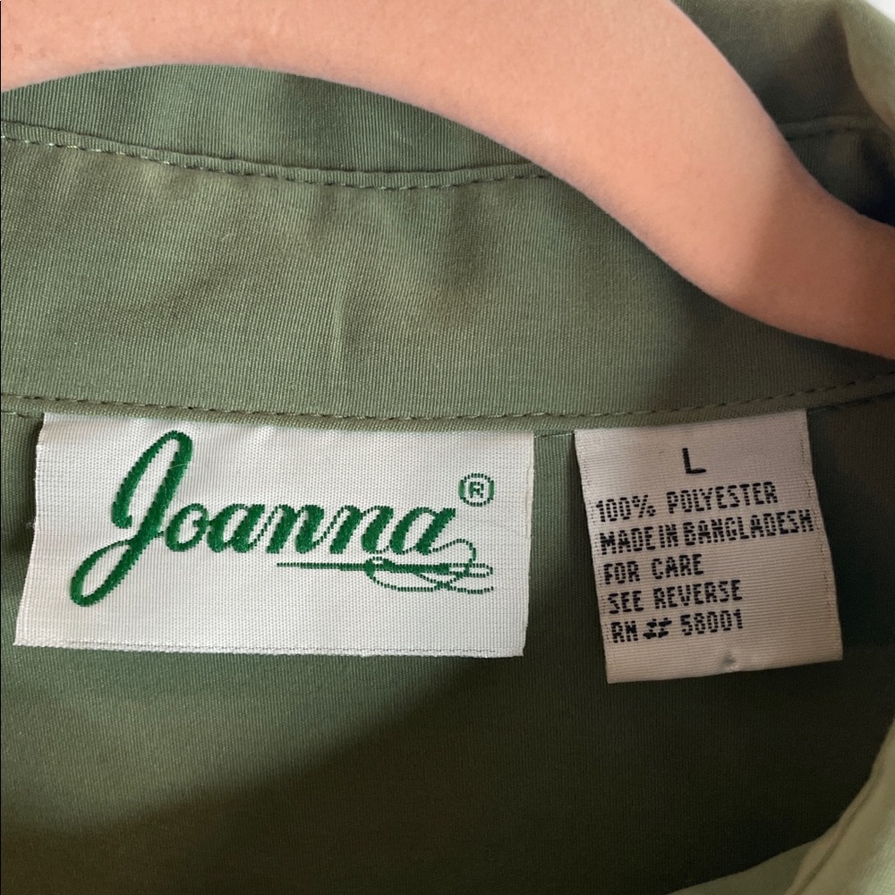 JOANNA ROLL TAB LONG SLEEVES BUTTON DOWN BLOUSE TOP OLIVE GREEN SIZE L - Picture 12 of 12